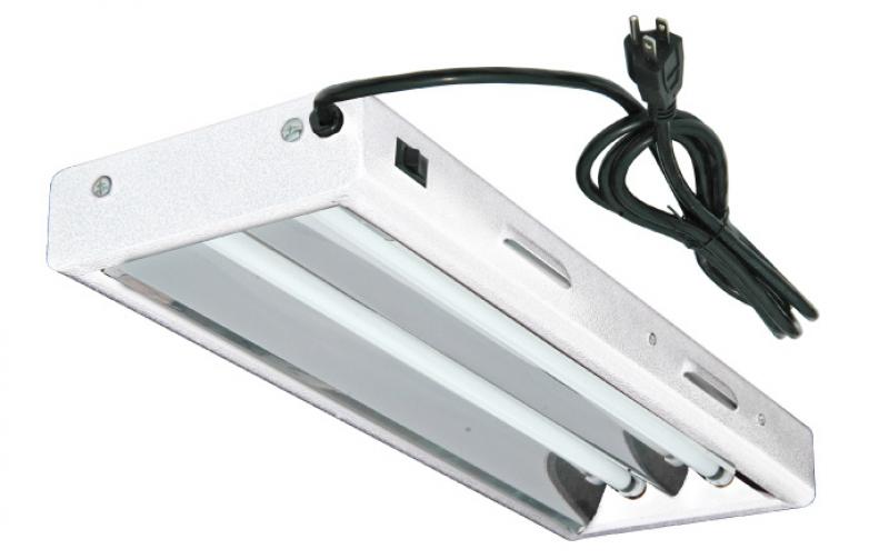 2x24 w, T5 Fixture, lamps included (6400 K), 8 ft power cord